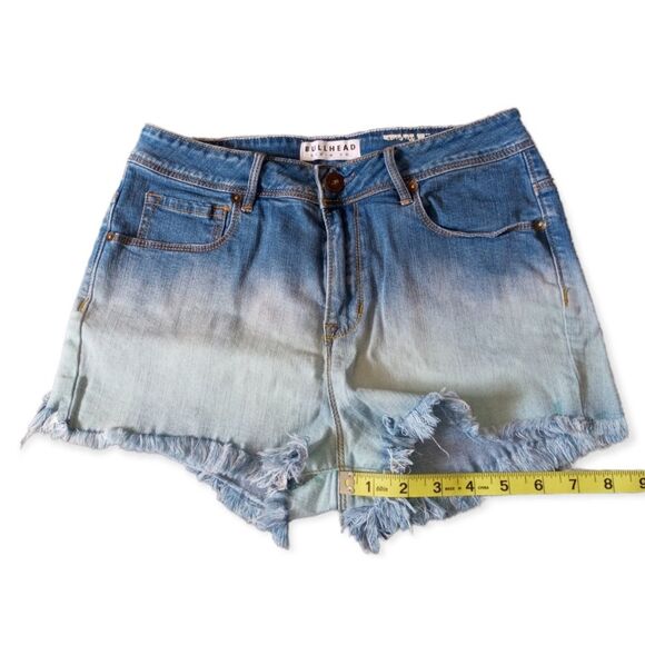 ❤️SALE! PRICE FINAL!❤️ BULLHEAD HIGH RISE CUT-OFF JEAN SHORTS Size 4 - Picture 7 of 8
